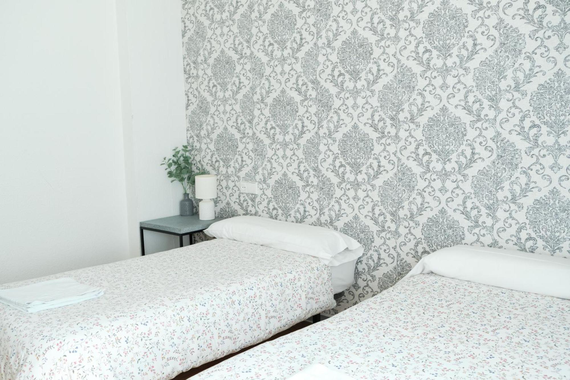 Hostel Rua 35 レオン エクステリア 写真